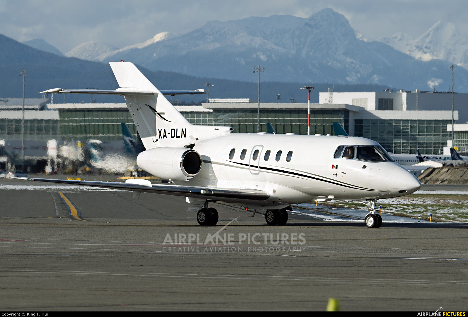 Private XA-DLN aircraft at Vancouver Intl, BC