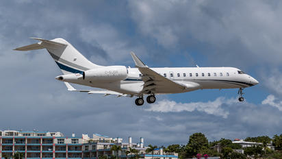 C-GJDR - Private Bombardier BD-700 Global 6000