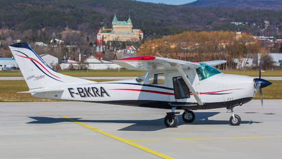 F-BKRA - Private Cessna 182 Skylane (all models except RG)