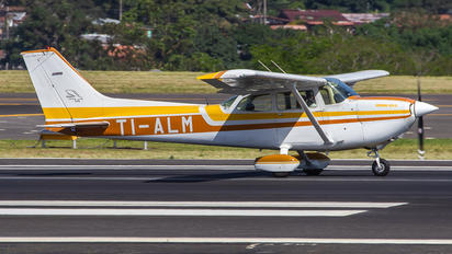 TI-ALM - Private Cessna 172 Skyhawk (all models except RG)