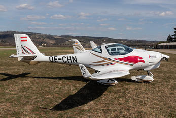 OE-CHN - Private Aquila 210