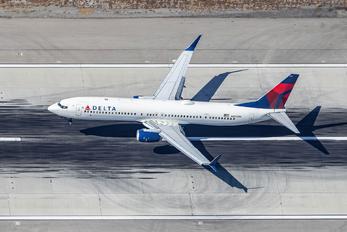N889DN - Delta Air Lines Boeing 737-900