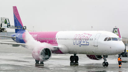 9H-WBM - Wizz Air Malta Airbus A321-271NX