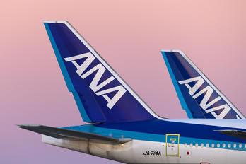 JA714A - ANA - All Nippon Airways Boeing 777-200ER