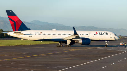 N535US - Delta Air Lines Boeing 757-200
