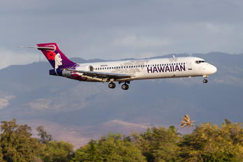 N492HA - Hawaiian Airlines Boeing 717