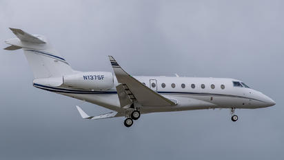 N137SF - Private Gulfstream Aerospace G280