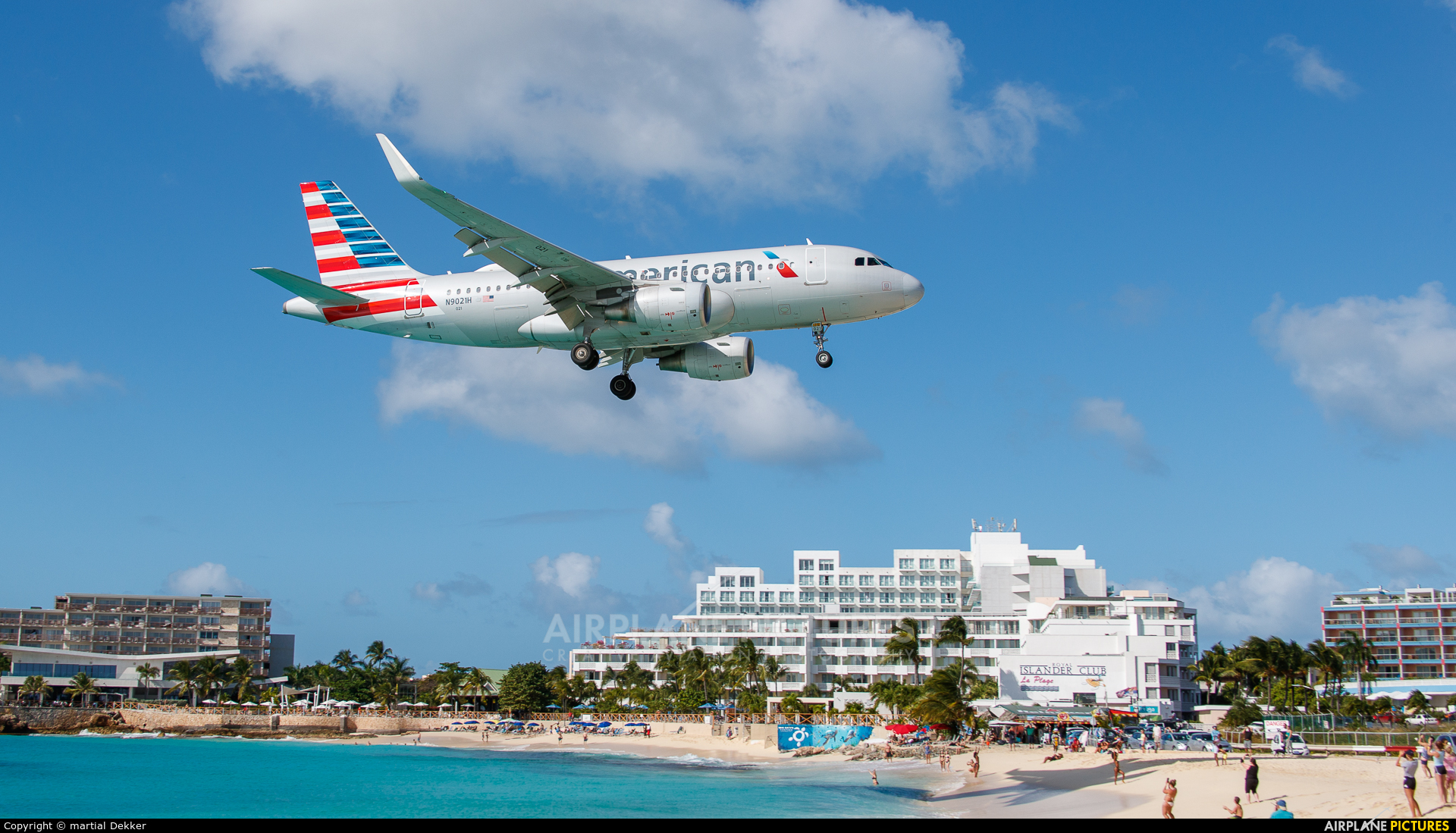 American Airlines N9021H aircraft at Sint Maarten - Princess Juliana Intl