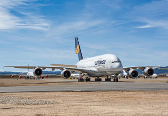 D-AIML - Lufthansa Airbus A380