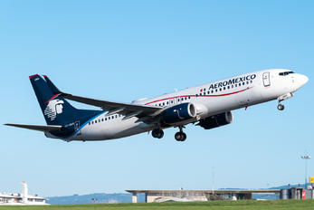XA-AMV - Aeromexico Boeing 737-800
