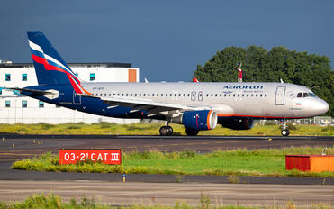 VP-BTI - Aeroflot Airbus A320