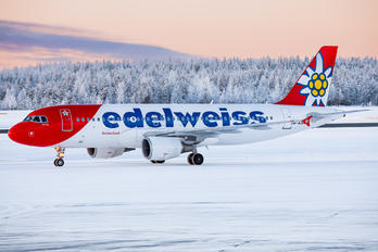 HB-JLS - Edelweiss Airbus A320