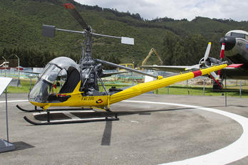 FAC220 - Colombia - Air Force Hiller Hiller UH-12D 