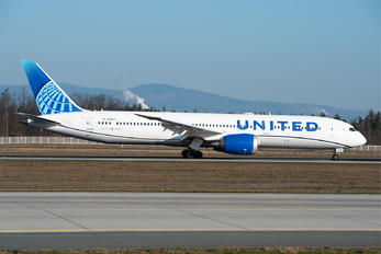 N29977 - United Airlines Boeing 787-9 Dreamliner