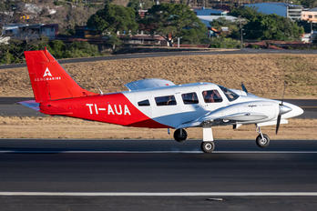 TI-AUA - Aero Caribe Piper PA-34 Seneca