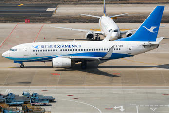 B-5218 - Xiamen Airlines Boeing 737-700