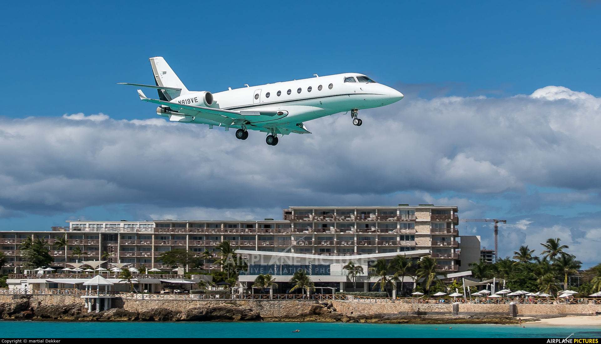 Private N819VE aircraft at Sint Maarten - Princess Juliana Intl
