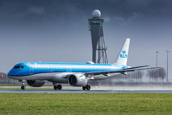 PH-NXO - KLM Cityhopper Embraer ERJ-195-E2