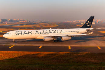 D-AIGW - Lufthansa Airbus A340-300