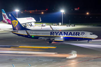9H-QEO - Ryanair (Malta Air) Boeing 737-800