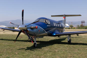 D-FEEL - Private Pilatus PC-12