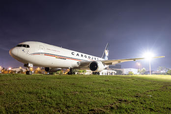 C-FDIJ - Cargojet Airways Boeing 767-300F