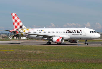 EC-NQN - Volotea Airlines Airbus A320