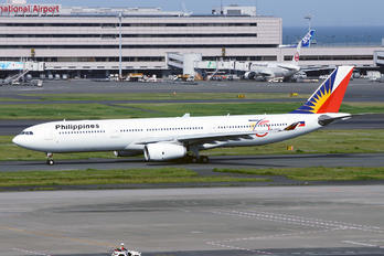 RP-C8763 - Philippines Airlines Airbus A330-300