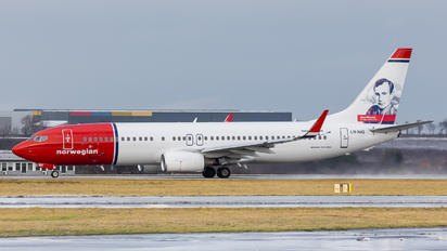 LN-NIQ - Norwegian Air Shuttle Boeing 737-800