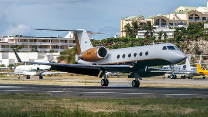 N211DK - Private Gulfstream Aerospace G-IV,  G-IV-SP, G-IV-X, G300, G350, G400, G450