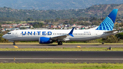 N27269 - United Airlines Boeing 737-8 MAX