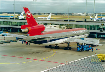 N223NW - Northwest Airlines McDonnell Douglas DC-10-30