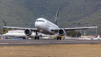 N702UW - US Airways Airbus A319