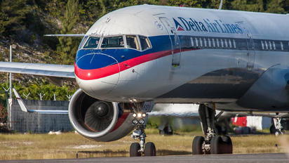 N612DL - Delta Air Lines Boeing 757-200