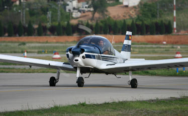 EC-HMF - Aeroclub Barcelona-Sabadell Robin HR.200 series