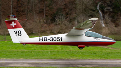 HB-3051 - Private Pilatus B4