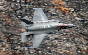 32-09 - Italy - Air Force Lockheed Martin F-35 Lightning II