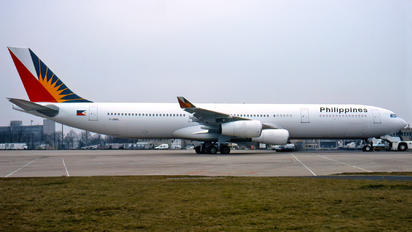 F-OHPL - Philippines Airlines Airbus A340-300