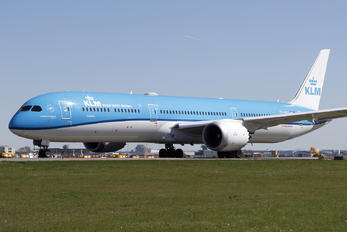 PH-BKD - KLM Boeing 787-10 Dreamliner