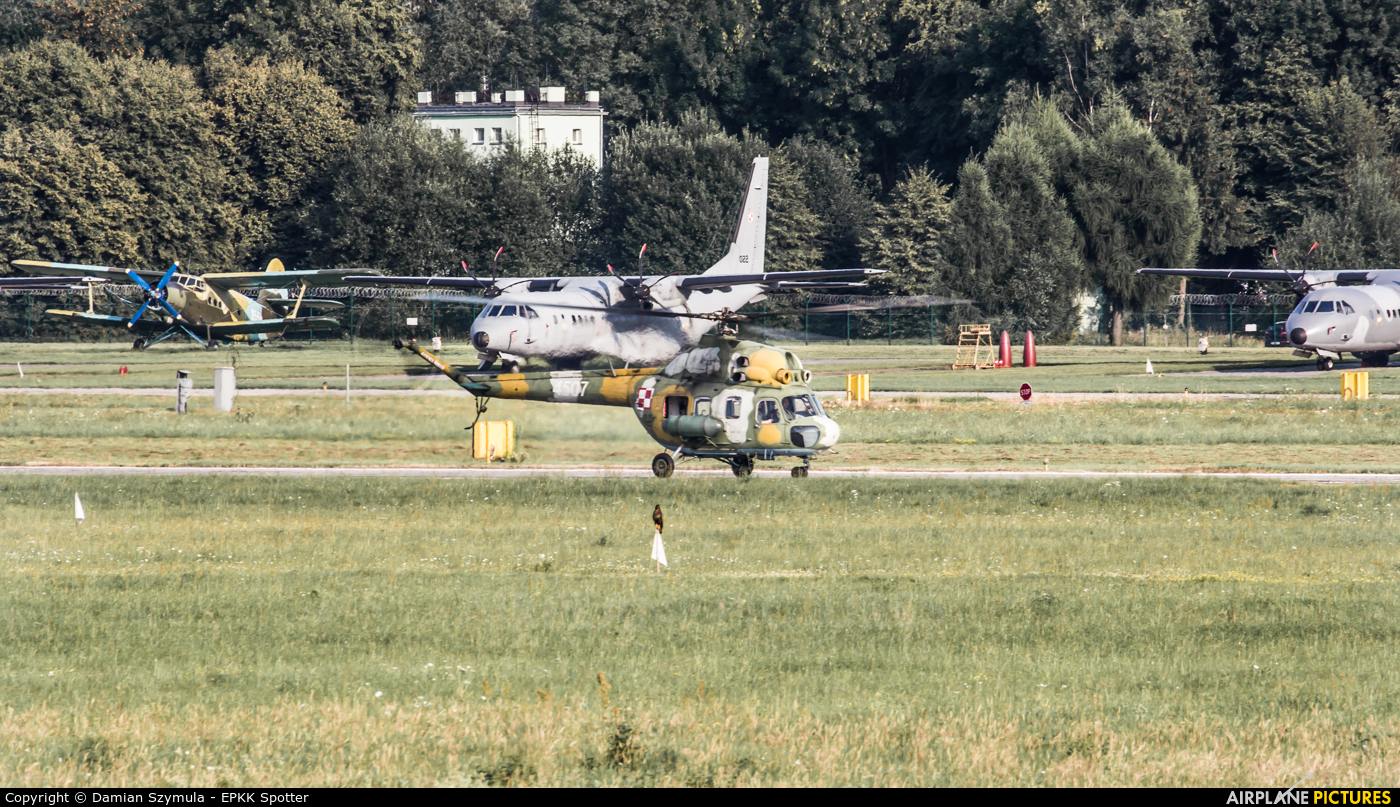 Poland - Air Force 4507 aircraft at Kraków - John Paul II Intl