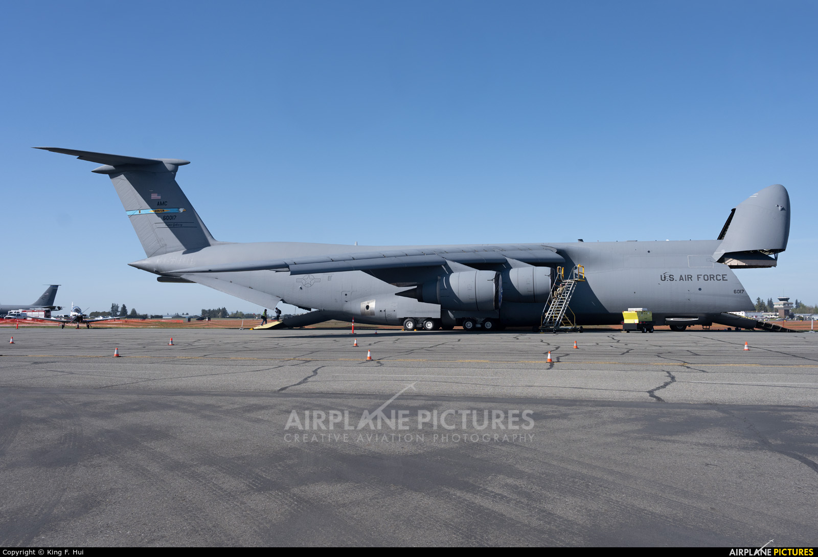 USA - Air Force 86-0017 aircraft at Abbotsford, BC