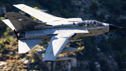 MM7051 - Italy - Air Force Panavia Tornado - ECR