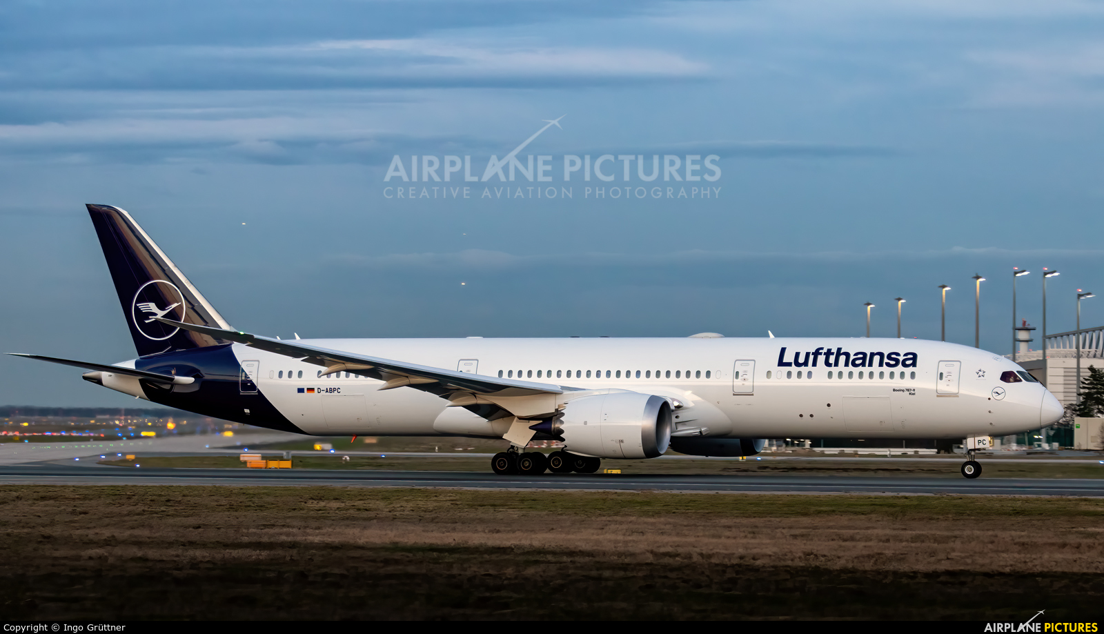 Lufthansa D-ABPC aircraft at Frankfurt