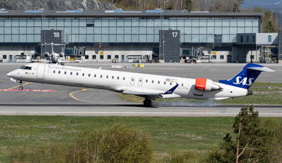 EI-FPH - SAS - Scandinavian Airlines (CityJet) Bombardier CRJ 900ER