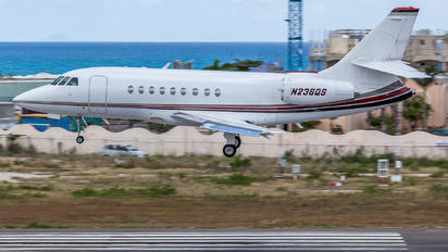N236QS - Netjets (USA) Dassault Falcon 2000 DX, EX