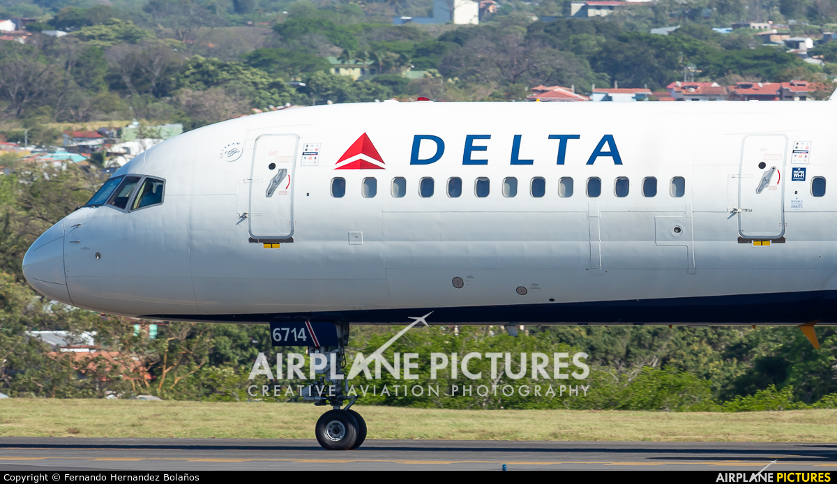 Delta Air Lines N6714Q aircraft at San Jose - Juan Santamaría Intl