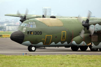 1309 - Taiwan - Air Force Lockheed C-130H Hercules