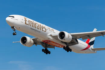 A6-EPZ - Emirates Airlines Boeing 777-31H(ER)