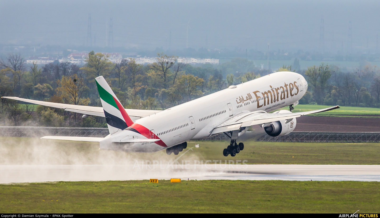Emirates Airlines A6-EPX aircraft at Vienna - Schwechat