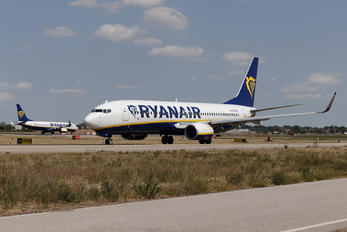 9H-QCS - Ryanair Boeing 737-8AS
